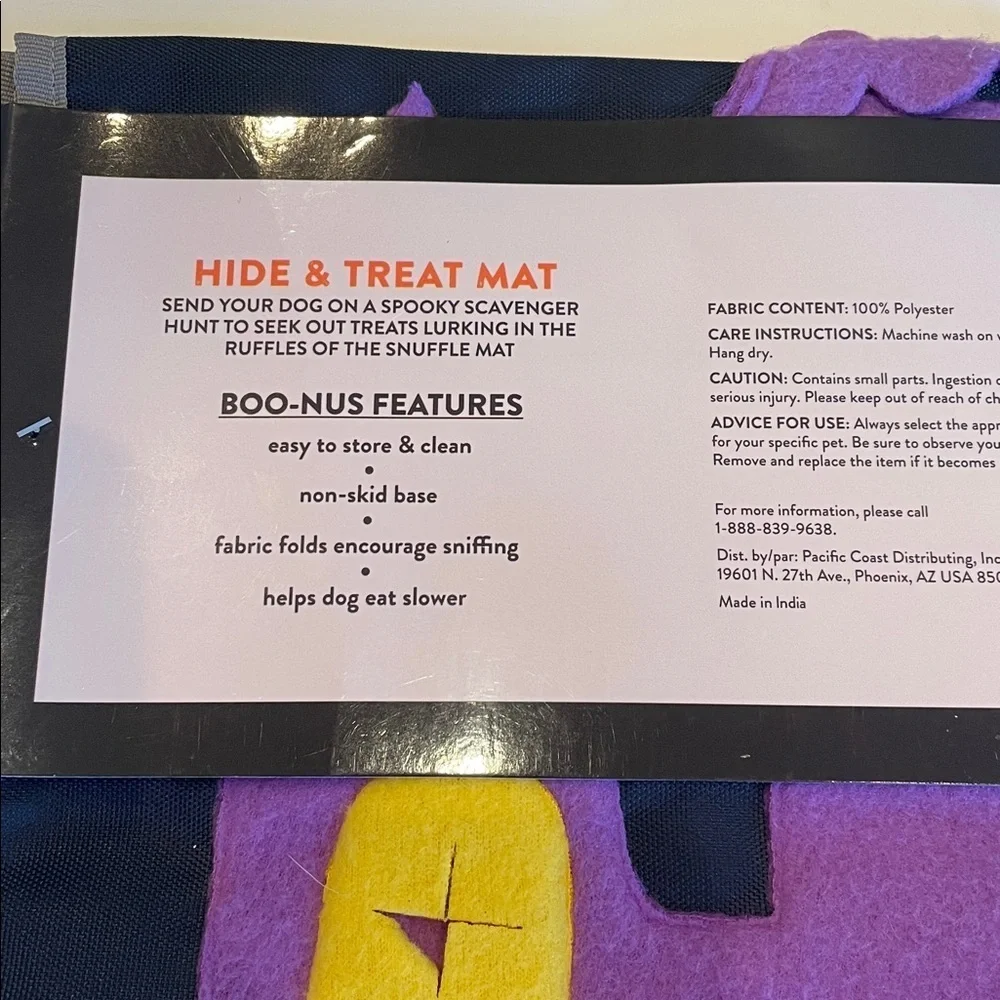 Thrills & Chills Hide & Treat Mat new